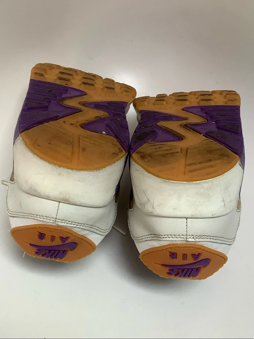 Nike low top